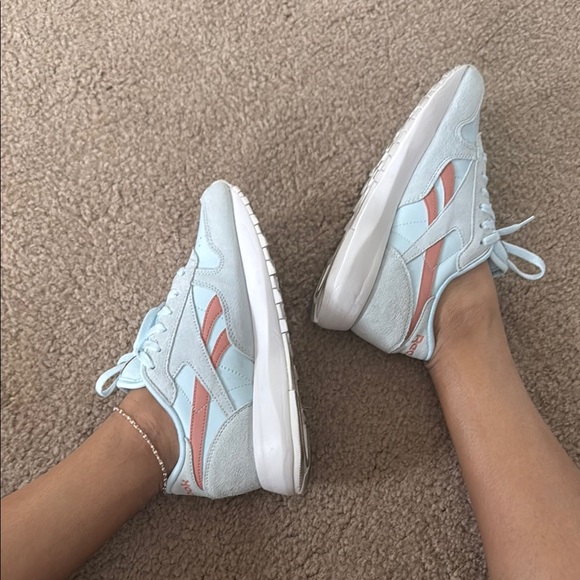 Reebok Women's Light Blue & Pink Classic Sneakers - Picture 4 of 10